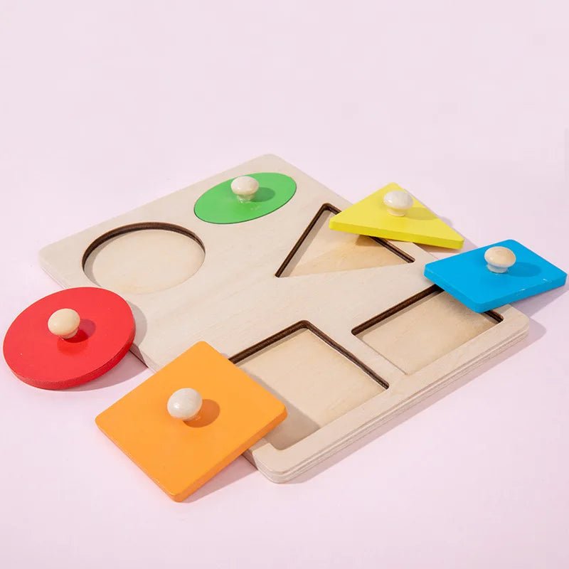Tabuleiro Montessori de Formas e Cores - Brinquedo Montessori #Product_type# - Desenvolvimento infantil
