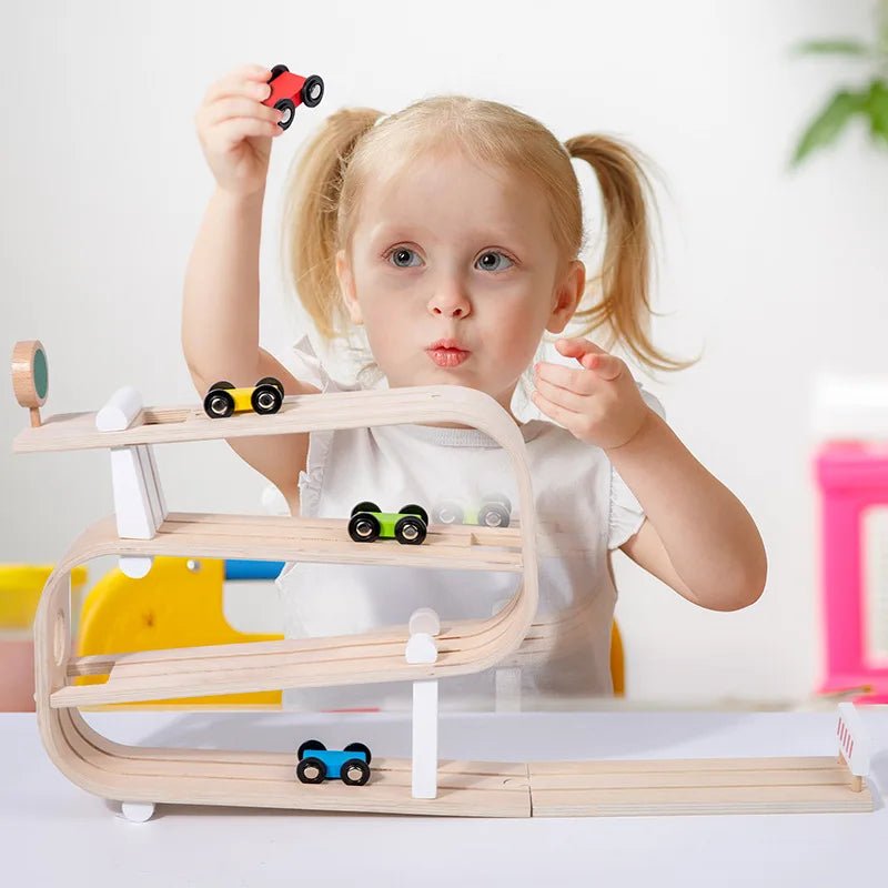 Pista de Corrida Inercial - Brinquedo Montessori #Product_type# - Desenvolvimento infantil