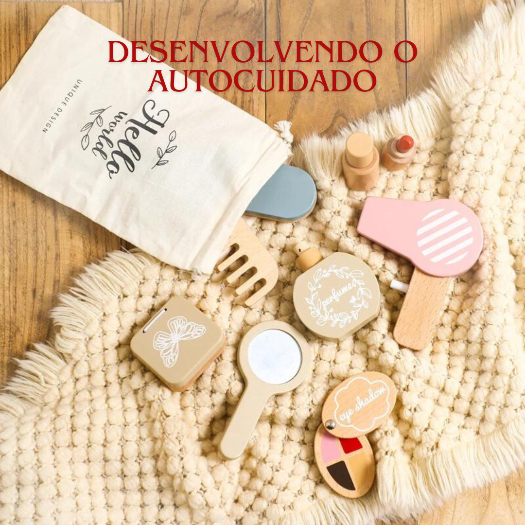 Kit de Autocuidado Montessori  em Madeira